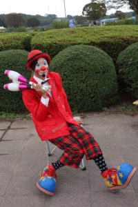 キグレnewサーカスの最後のクラウン!サーカステントから飛び出したclownタッキィが今度はイベントで大暴れしています。