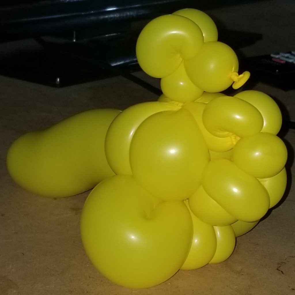 1本で作れるバルーンアートのカンガルーの親子2