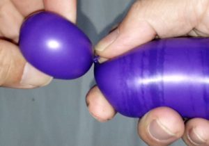 2つの玉を端っこに作る風船の技術