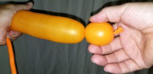 バルーンアートの一度作ったバブルに空気を増やすときの方法