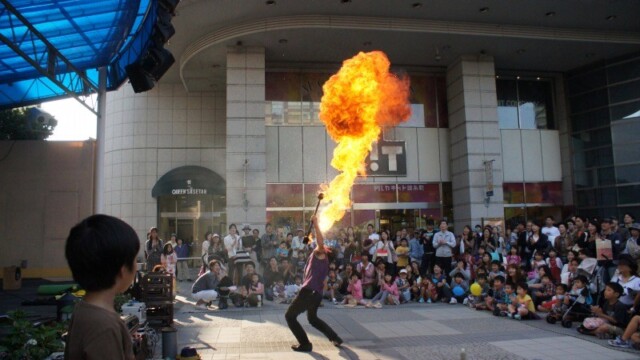 アルカキット錦糸町での火吹き!ファイヤーショー