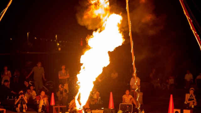 大道芸人GEN(ジェン)火吹きハッピーメリーサーカスにて