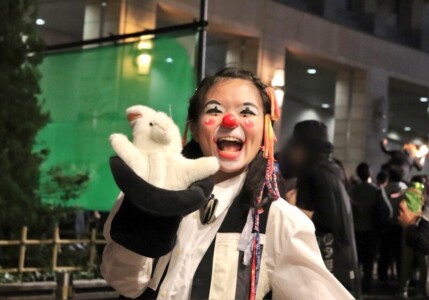 三茶de大道芸2019夜会 うさちゃんと一緒