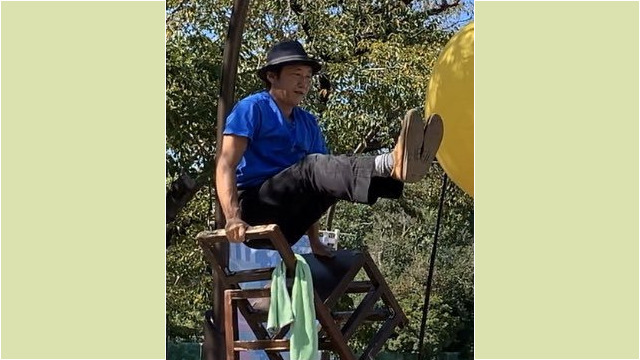 上野公園 ヘブンアーティスト 大道芸人GEN(ジェン) 四丁椅子