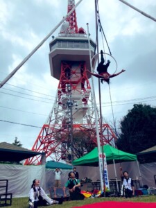 第4回八幡山公園祭り 宇都宮タワーのふもとでの大道芸イベント ハッピーメリーサーカス